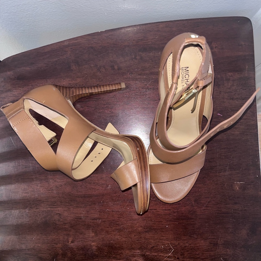 MICHAEL Michael Kors Brown Strappy Heels - Picture 2 of 4